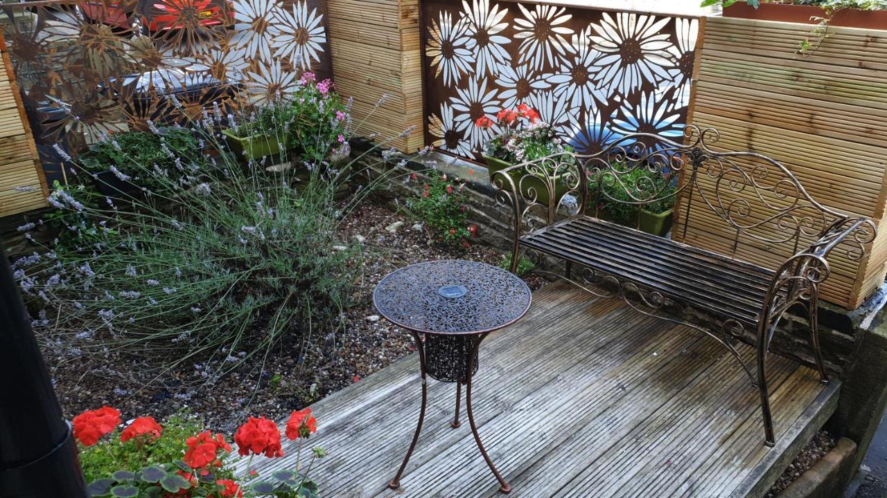 Bluebells At Plover Cottage Lindley Huddersfield Exterior photo